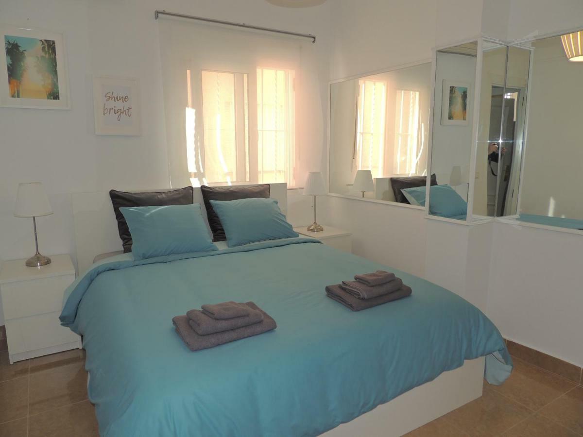 Appartamento Ole Playa 6a, Front - A Pie De Playa, Sea Views - Vistas Al Mar, Parking, Puerto Marina *